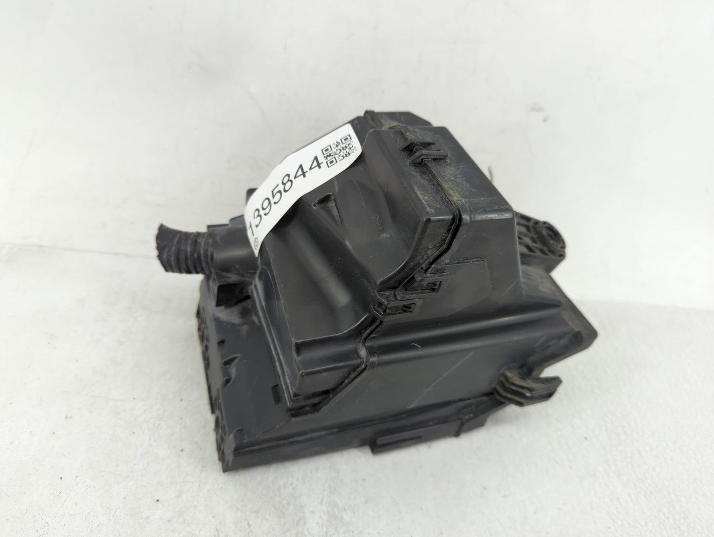 2013-2019 Nissan Versa Fusebox Fuse Box Panel Relay Module Fits Fits 2013 2014 2015 2016 2017 2018 2019 OEM Used Auto Parts 