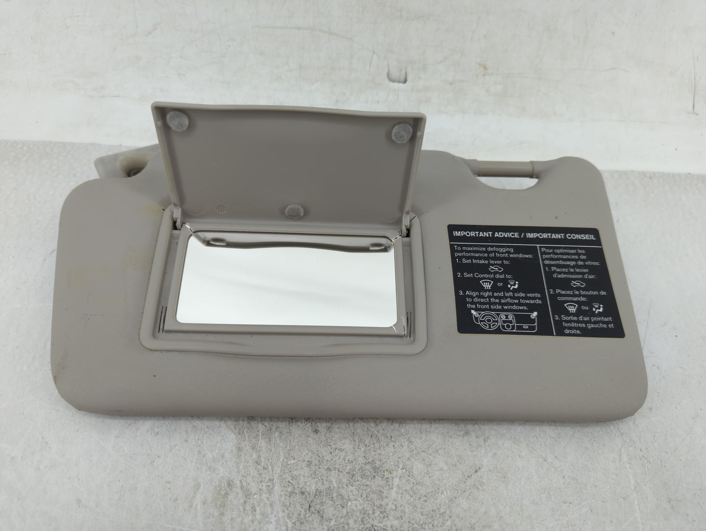 2014-2015 Nissan Versa Sun Visor Shade Replacement Driver Left Mirror Fits Fits 2014 2015 OEM Used Auto Parts - Oemusedautop