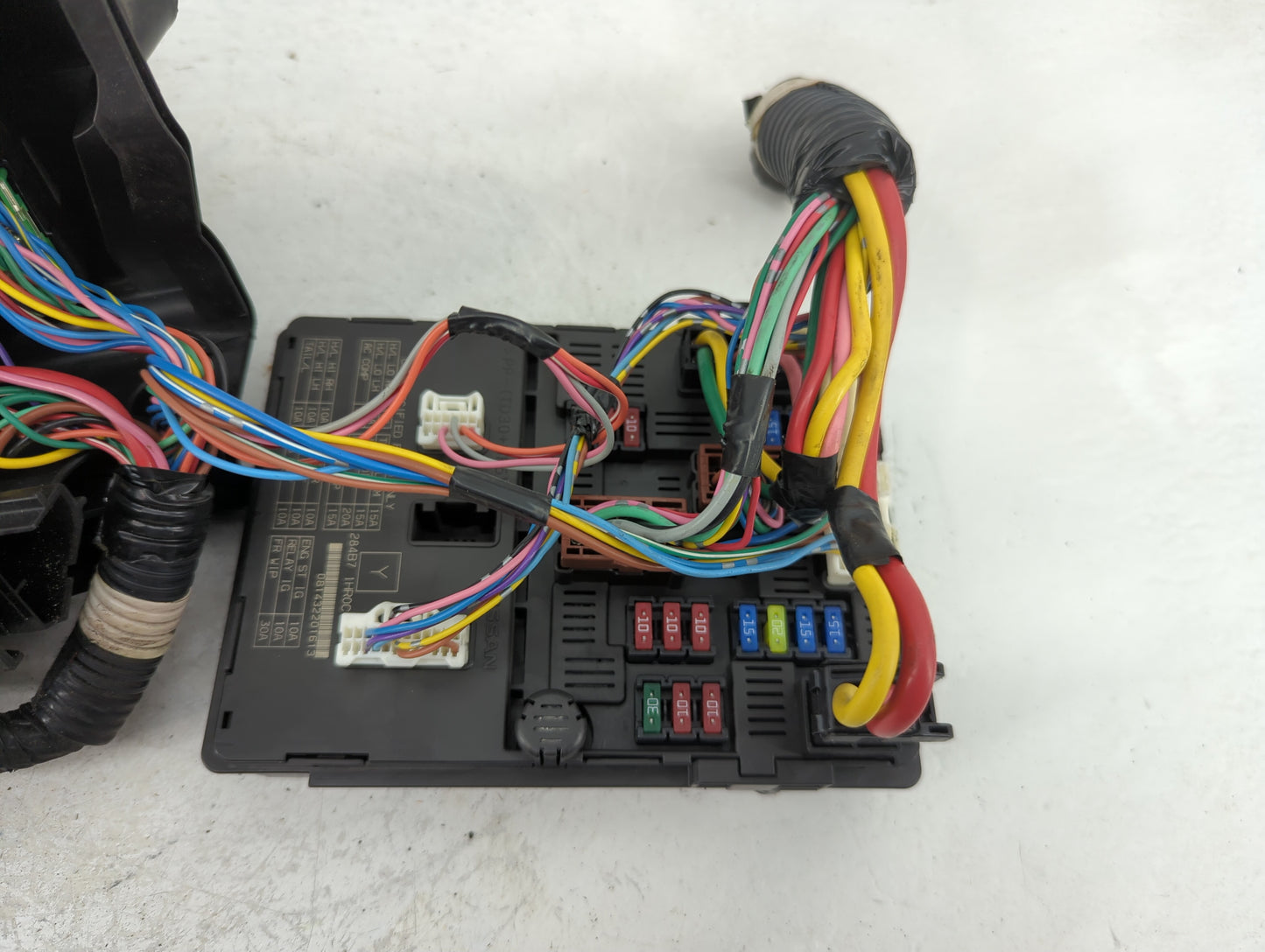 2013-2019 Nissan Versa Fusebox Fuse Box Panel Relay Module P/N:284B7 1HR0C Fits Fits 2013 2014 2015 2016 2017 2018 2019 OEM 