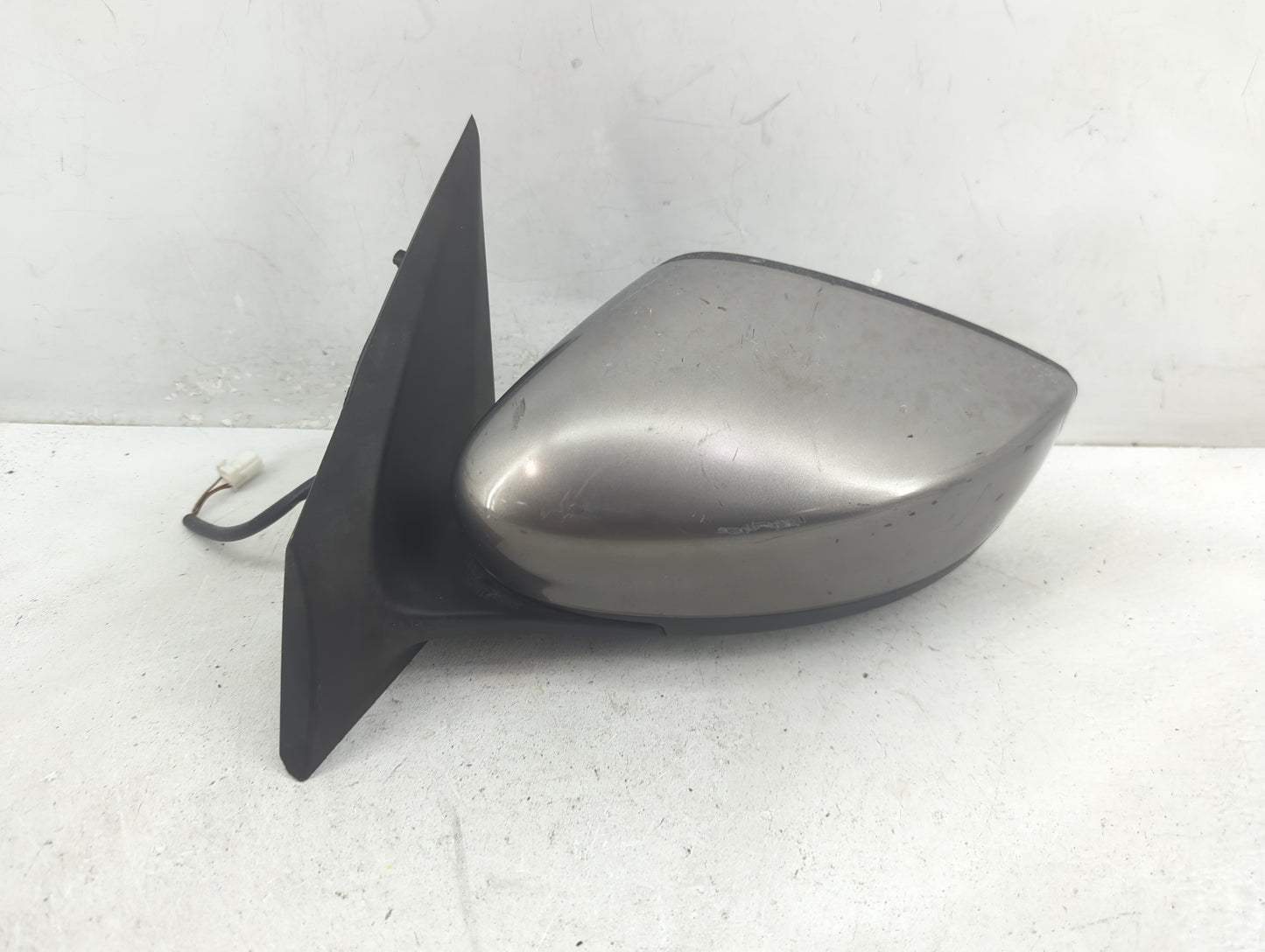 2015-2019 Nissan Versa Driver Side View Mirror - Left Door Mirror OEM Used - Oemusedautoparts1.com