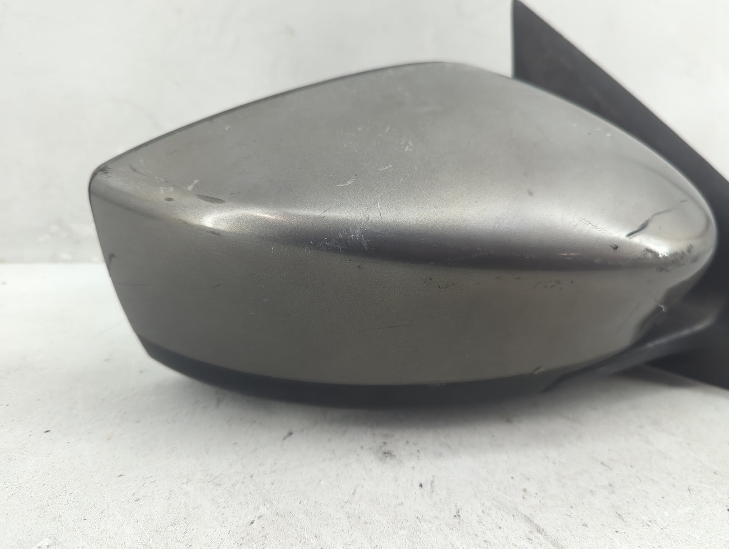 2015-2019 Nissan Versa Passenger Side View Mirror - Right Door Mirror OEM Used - Oemusedautoparts1.com