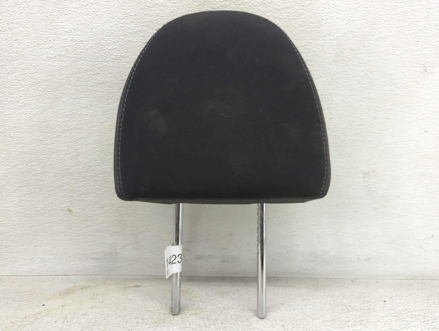 2014-2015 Nissan Versa Headrest Head Rest Front Driver Passenger Seat Fits Fits 2014 2015 OEM Used Auto Parts - Oemusedautop