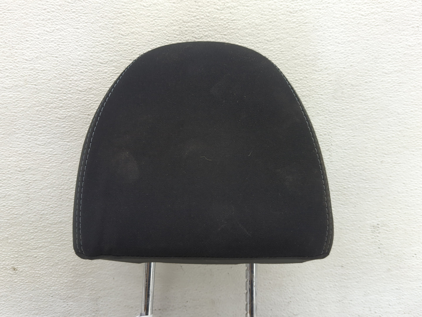 2014-2015 Nissan Versa Headrest Head Rest Front Driver Passenger Seat Fits Fits 2014 2015 OEM Used Auto Parts - Oemusedautop