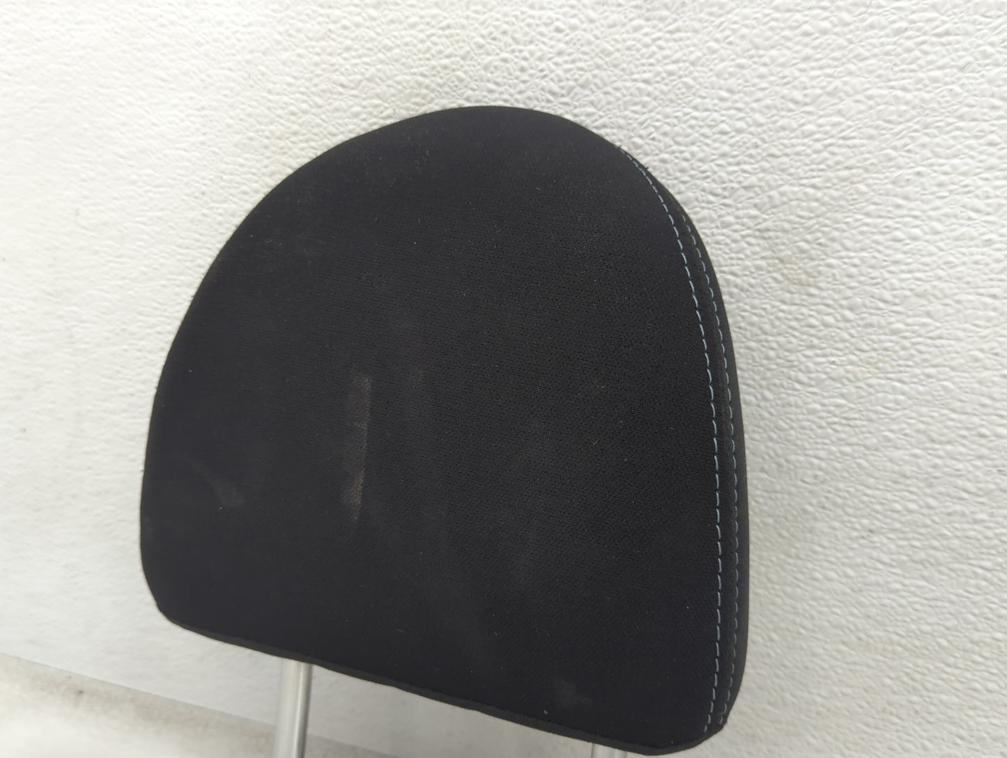 2014-2015 Nissan Versa Headrest Head Rest Rear Seat Fits Fits 2014 2015 OEM Used Auto Parts - Oemusedautoparts1.com