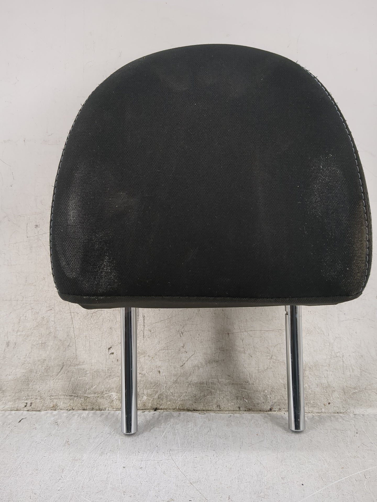 2015 Nissan Versa Headrest Head Rest Rear Seat Fits OEM Used Auto Parts - Oemusedautoparts1.com
