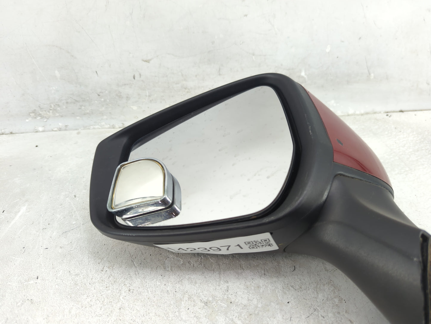2015-2019 Nissan Versa Driver Side View Mirror - Left Door Mirror OEM Used - Oemusedautoparts1.com