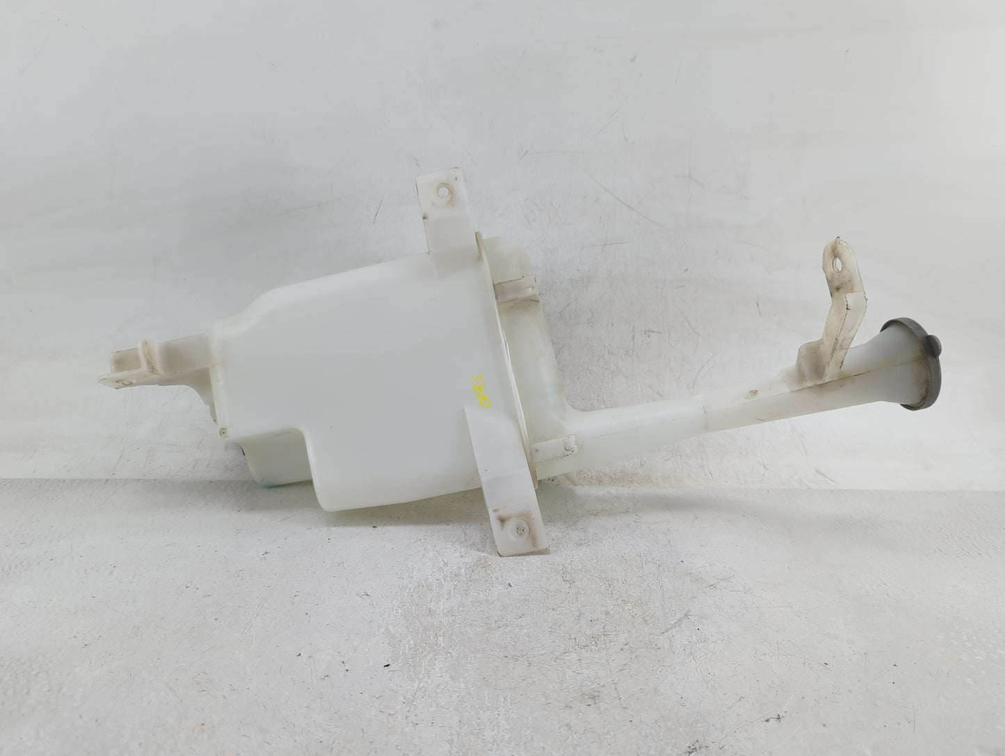 Nissan Versa Windshield Washer Fluid Reservoir Bottle Oem - Oemusedautoparts1.com