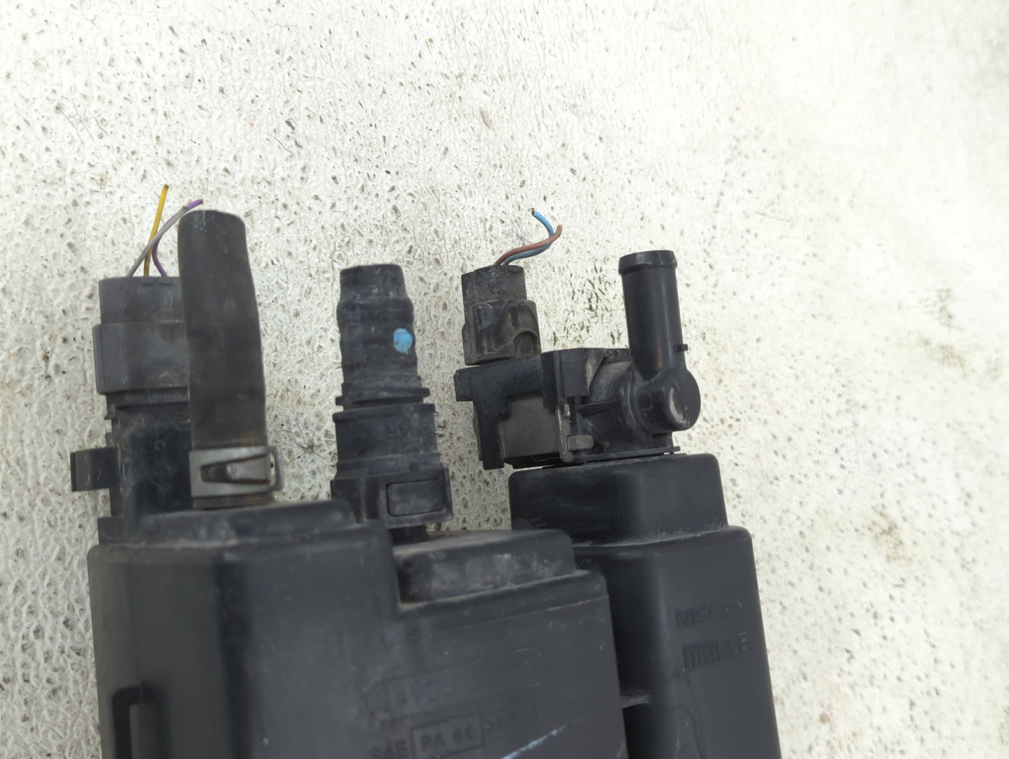 2015 Nissan Versa Fuel Vapor Charcoal Canister 1432104 - Oemusedautoparts1.com