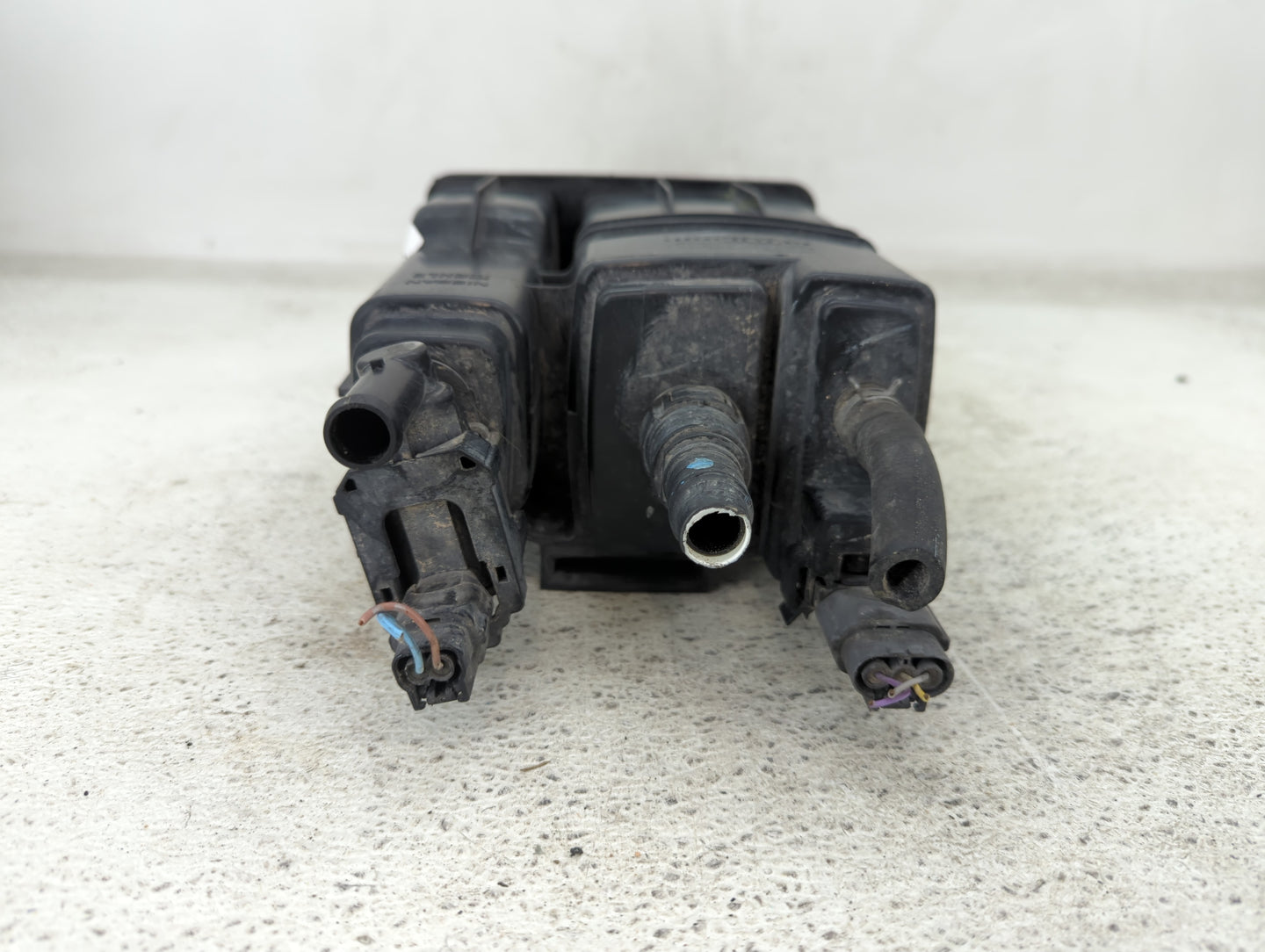 2015 Nissan Versa Fuel Vapor Charcoal Canister 1432104 - Oemusedautoparts1.com
