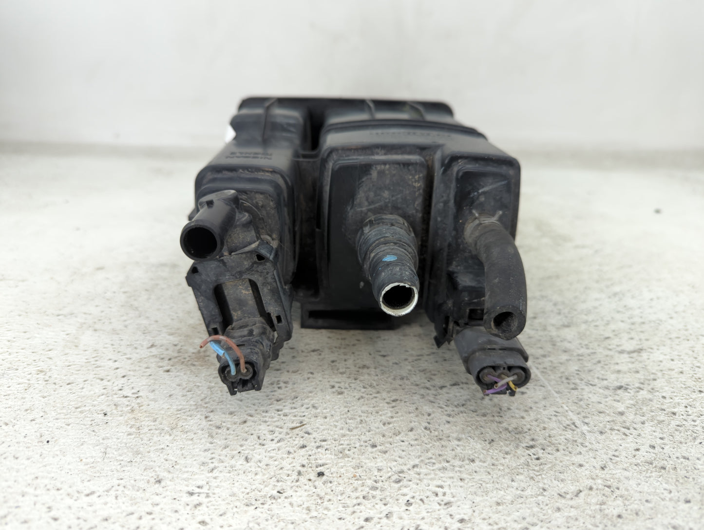 2015 Nissan Versa Fuel Vapor Charcoal Canister 1432104 - Oemusedautoparts1.com