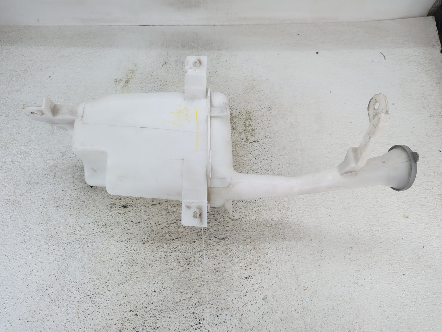 Nissan Versa Windshield Washer Fluid Reservoir Bottle Oem - Oemusedautoparts1.com