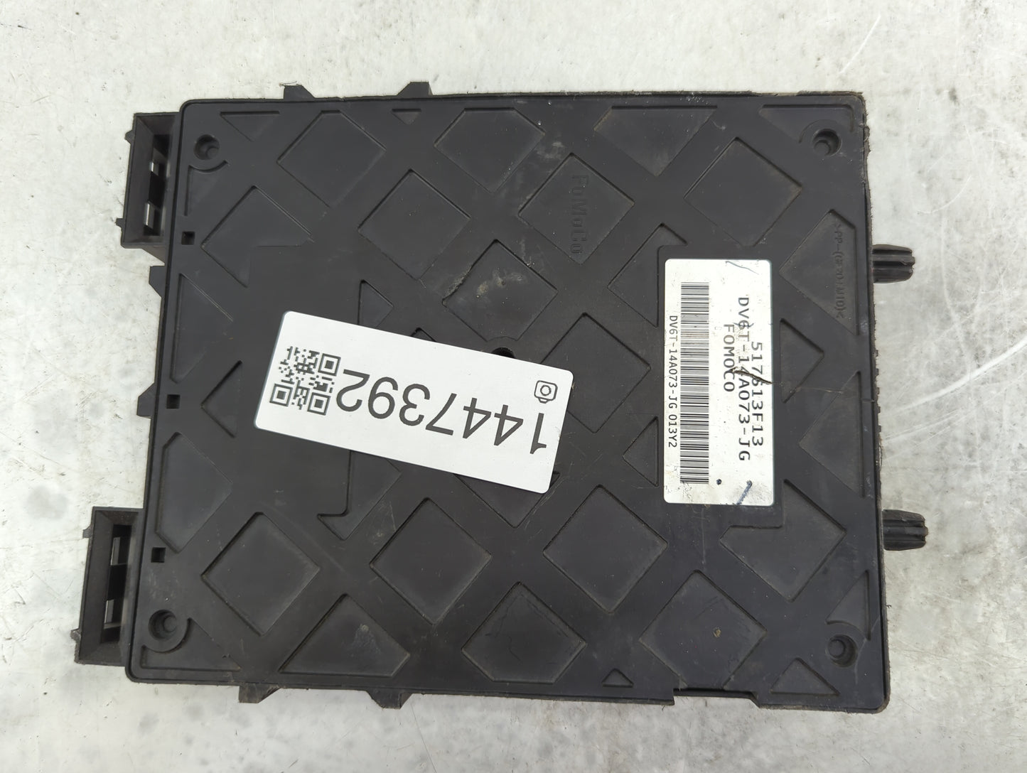 2013-2019 Nissan Versa Body Control Module Bcm Inner Cabin Fuse Box - Oemusedautoparts1.com