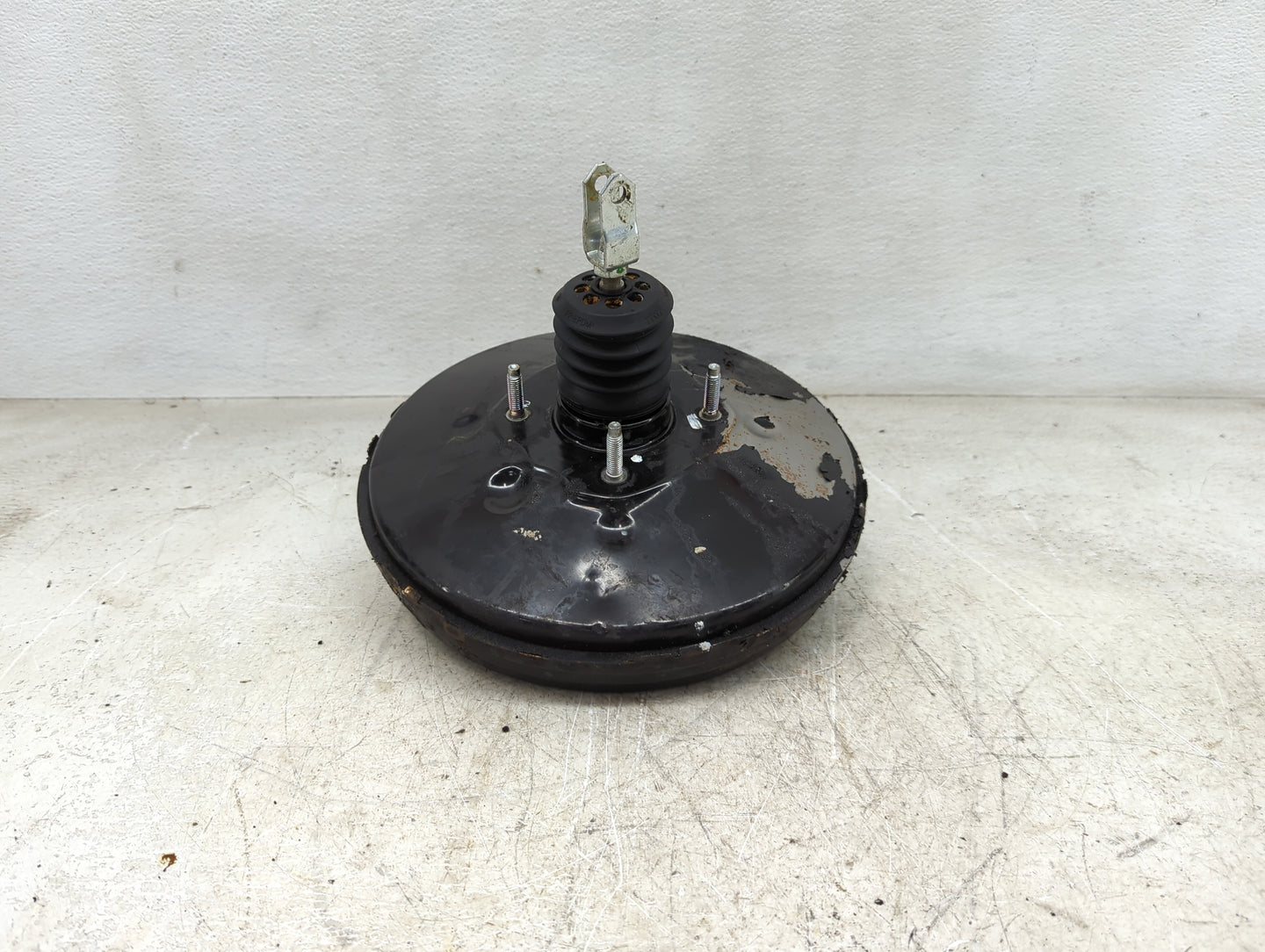2012-2019 Nissan Versa Power Brake Booster Oem 1450779 - Oemusedautoparts1.com