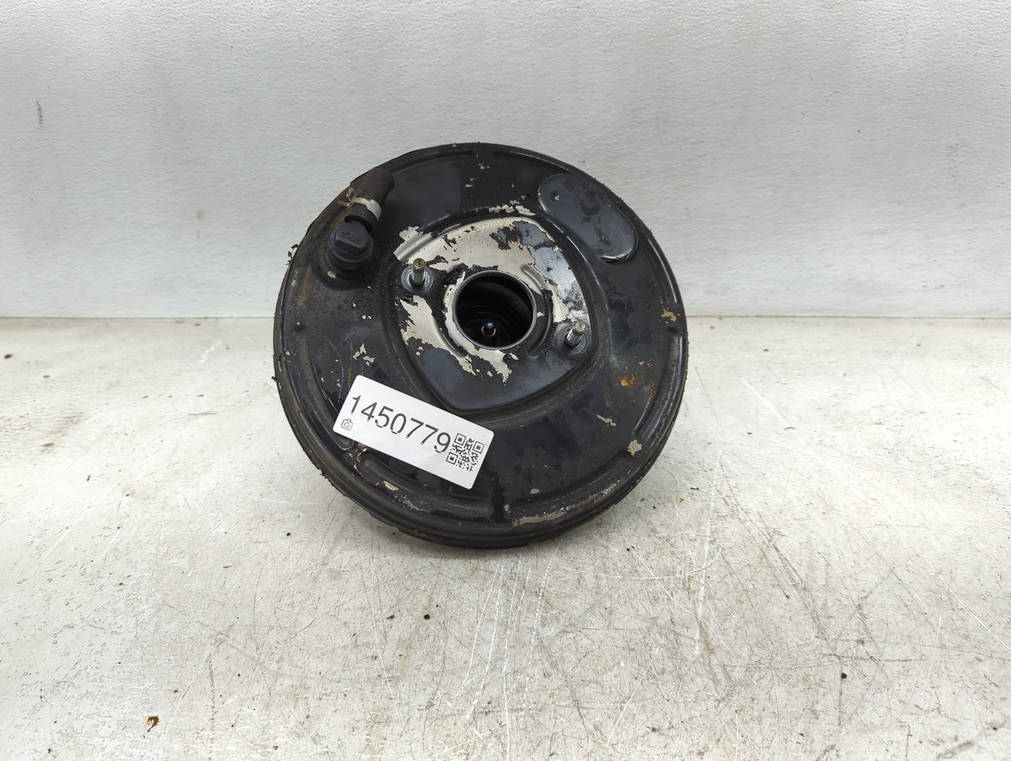 2012-2019 Nissan Versa Power Brake Booster Oem - Oemusedautoparts1.com