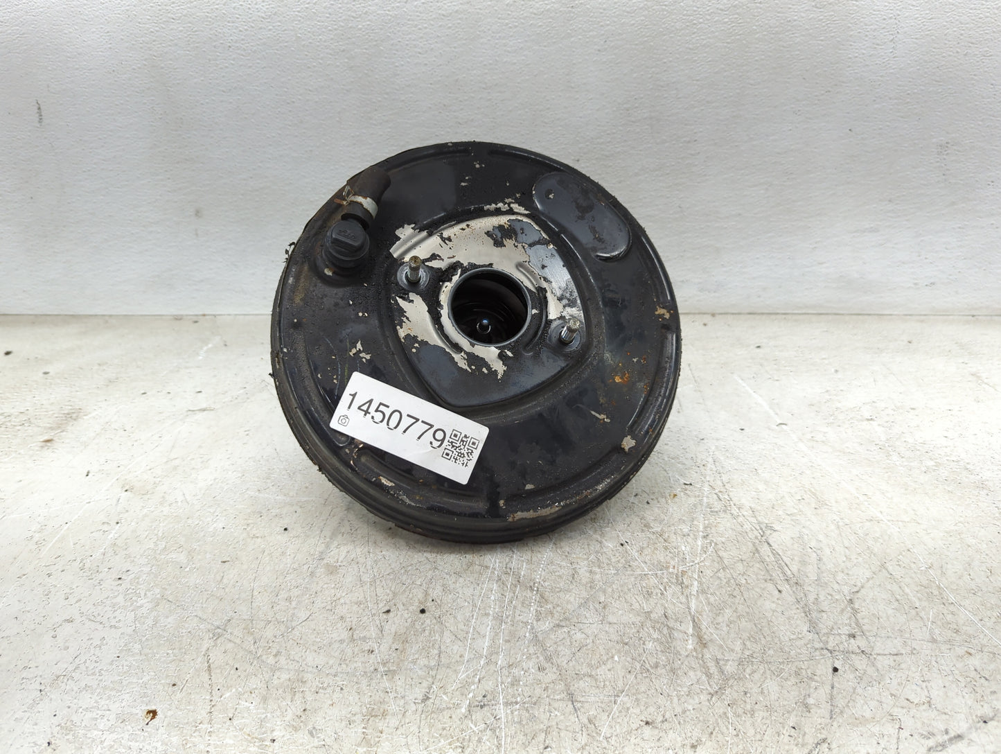 2012-2019 Nissan Versa Power Brake Booster Oem 1450779 - Oemusedautoparts1.com