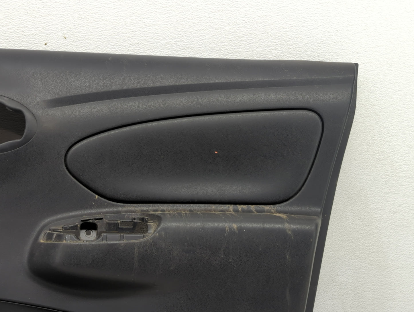 2015 Nissan Versa Front Right Passenger Interior Door Panel Trim Black - Oemusedautoparts1.com