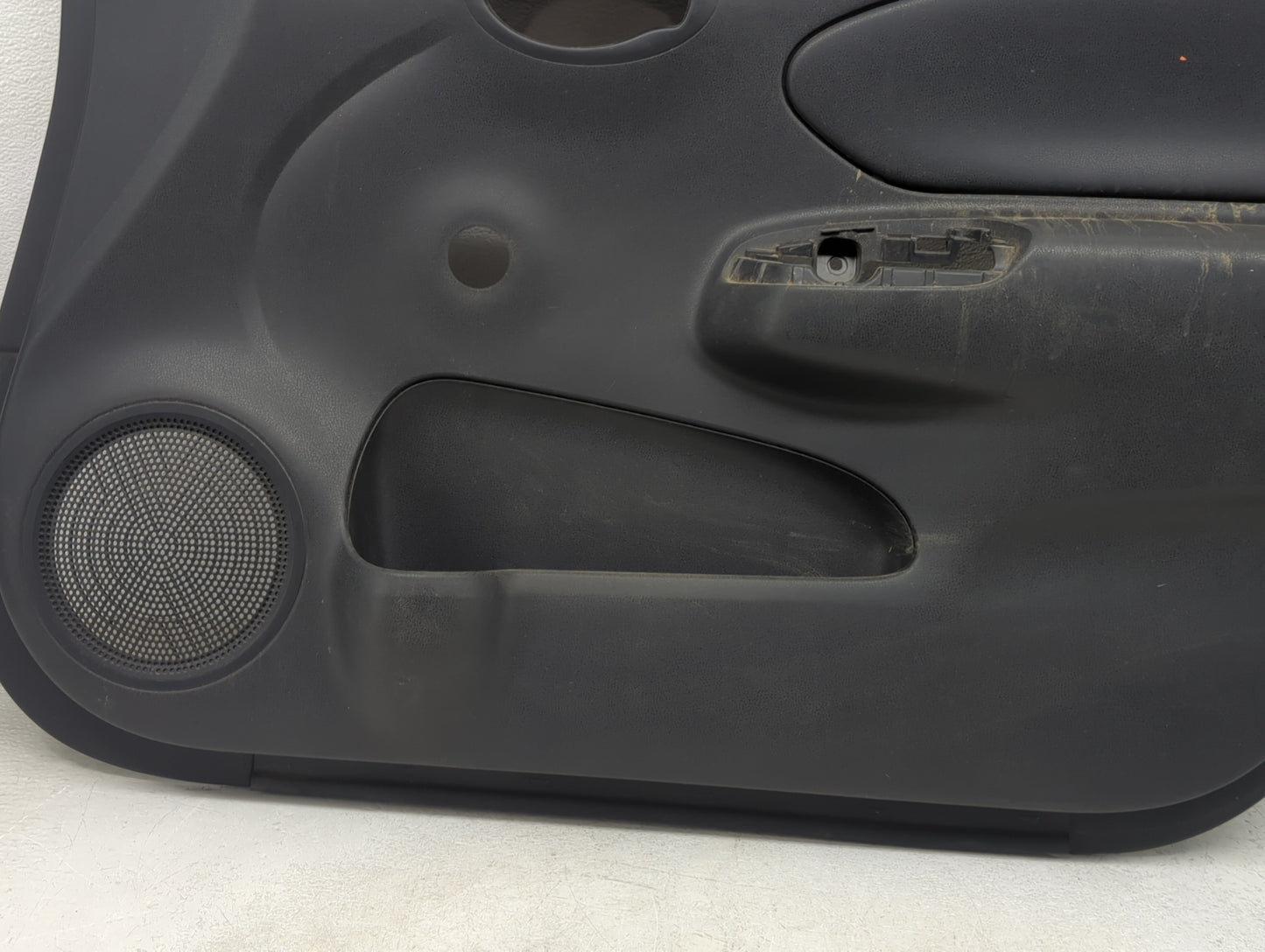 2015 Nissan Versa Front Right Passenger Interior Door Panel Trim Black - Oemusedautoparts1.com