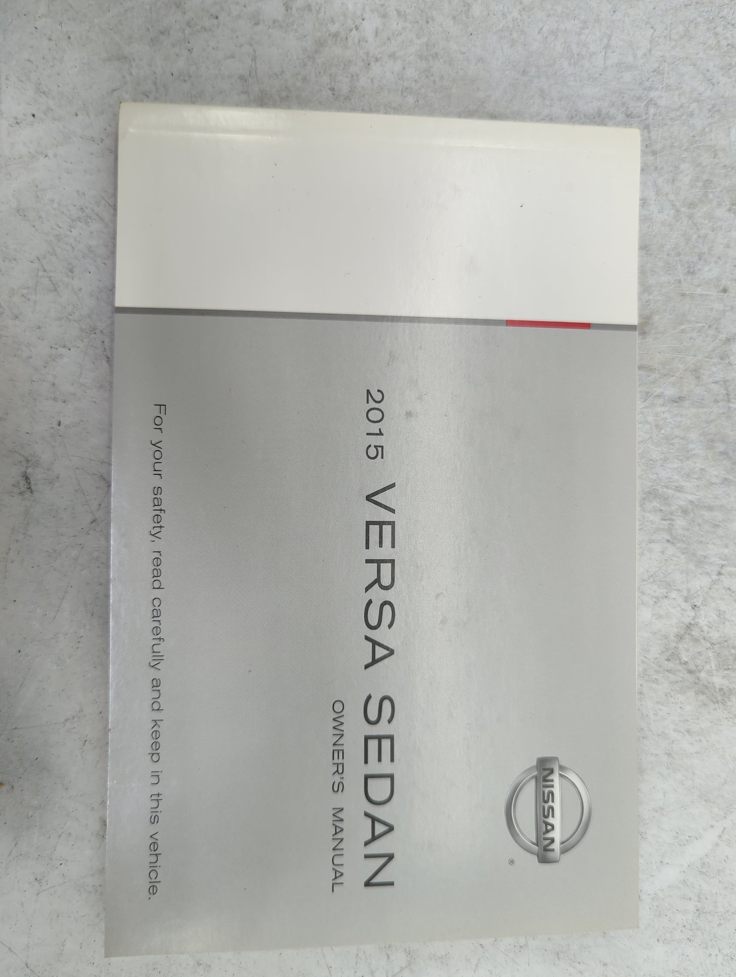2015 Nissan Versa Owners Manual Book Guide P/N:OM15EM0N17U0 OEM Used Auto Parts - Oemusedautoparts1.com