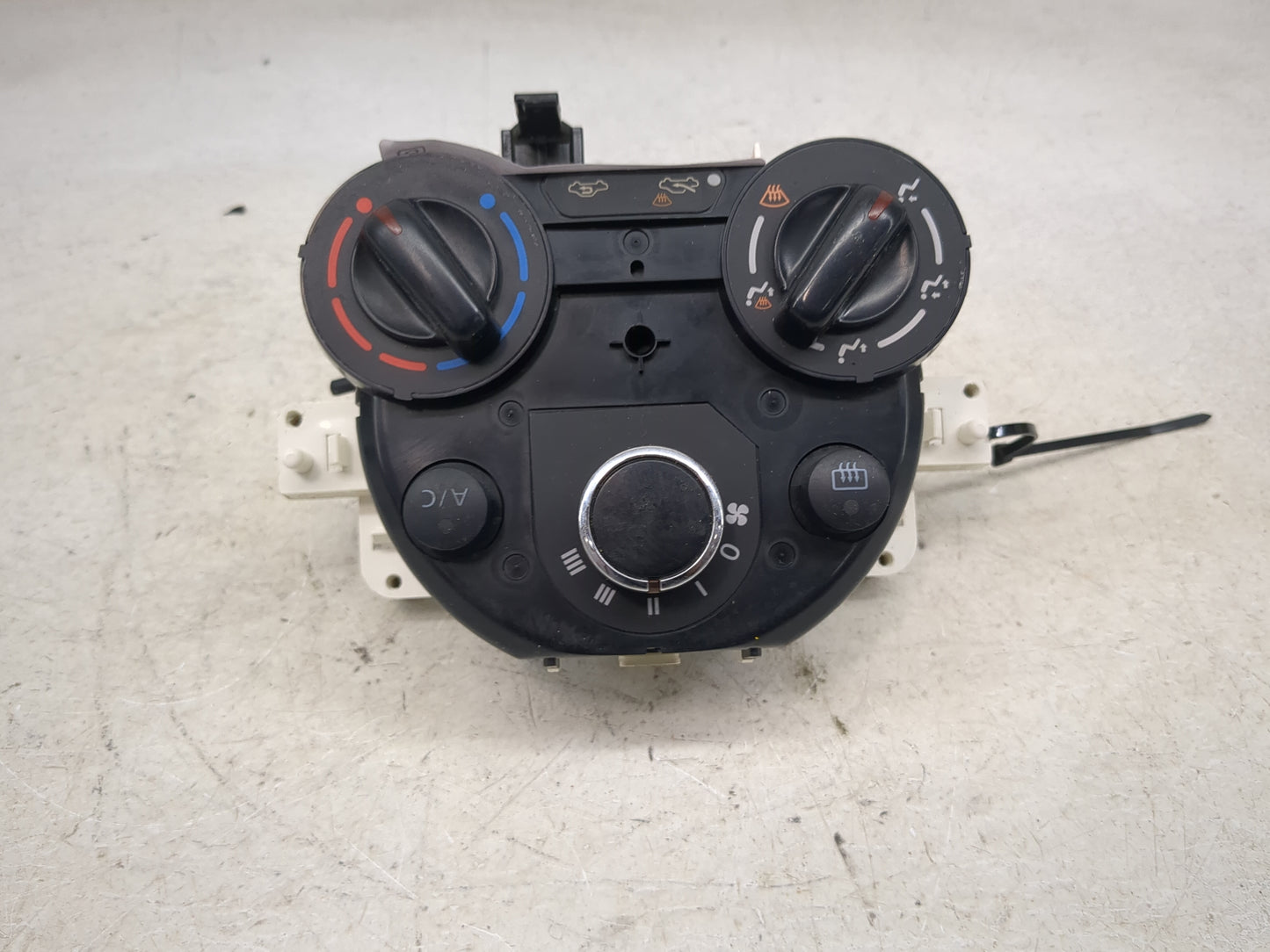 2015-2019 Nissan Versa Climate Control Module Temperature AC/Heater Replacement Fits Fits 2015 2016 2017 2018 2019 OEM Used 