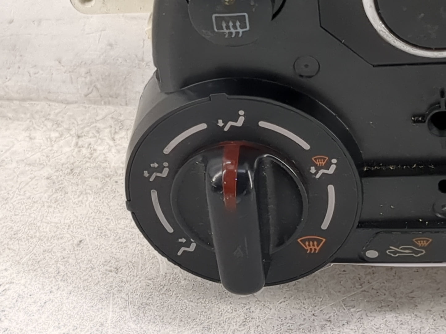 2015-2019 Nissan Versa Climate Control Module Temperature AC/Heater Replacement P/N:27513-9KA0A Fits Fits 2015 2016 2017 201