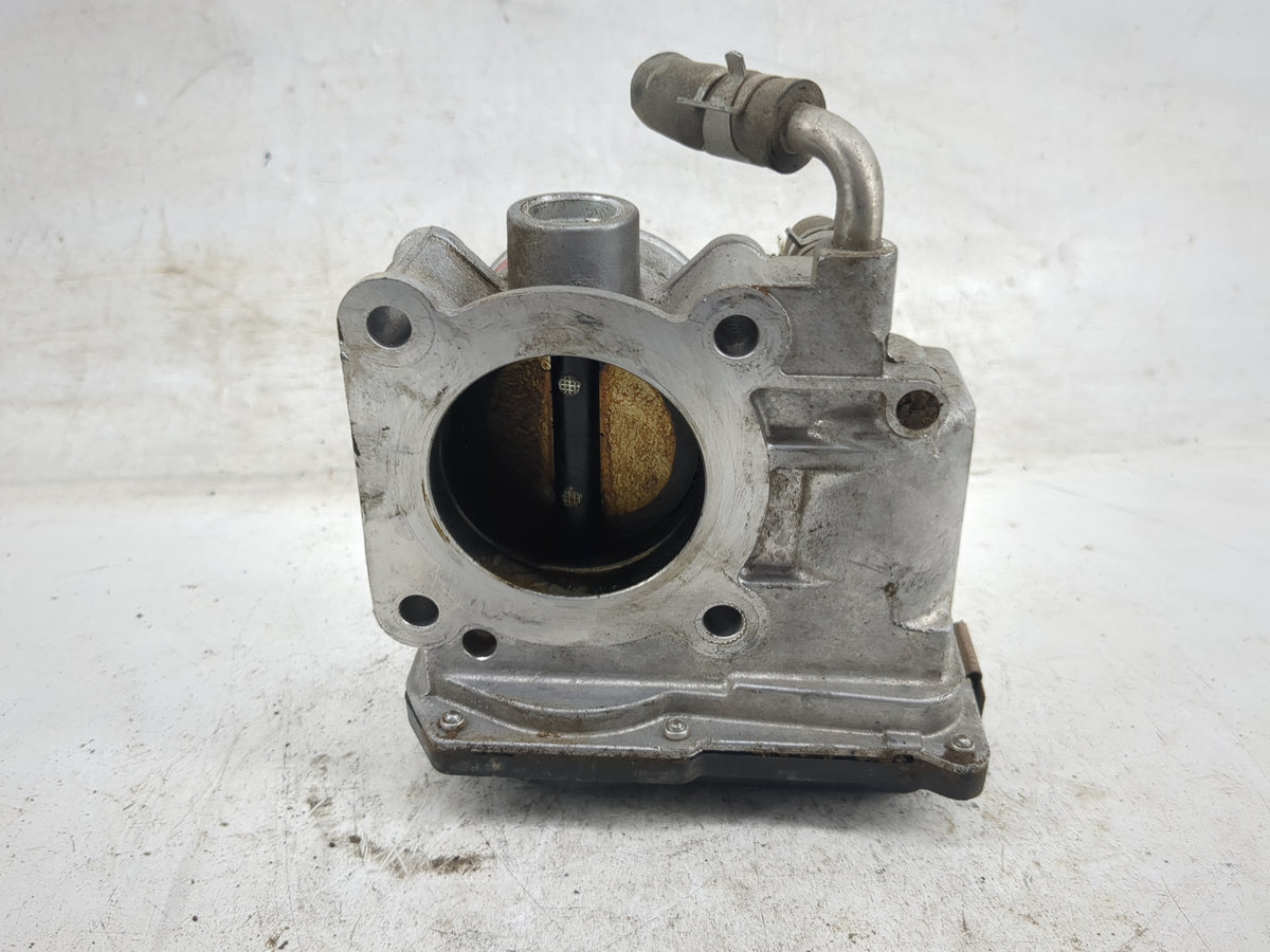 2012-2019 Nissan Versa Throttle Body P/N:3AA50-02 SF21 Fits Fits 2012 2013 2014 2015 2016 2017 2018 2019 OEM Used Auto Parts
