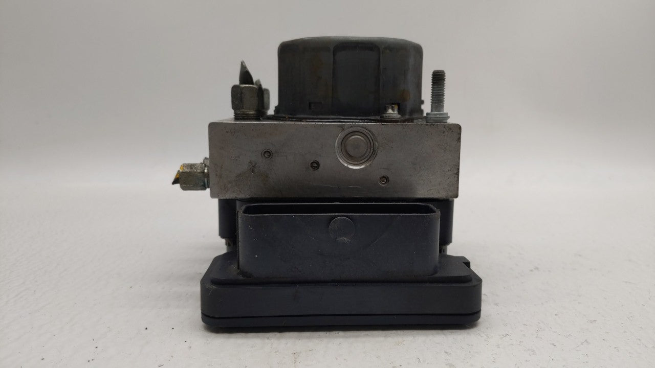 2015-2019 Nissan Versa ABS Pump Control Module Replacement P/N:47660 9KL0A 47660 9KK0A Fits Fits 2015 2016 2017 2018 2019 OE
