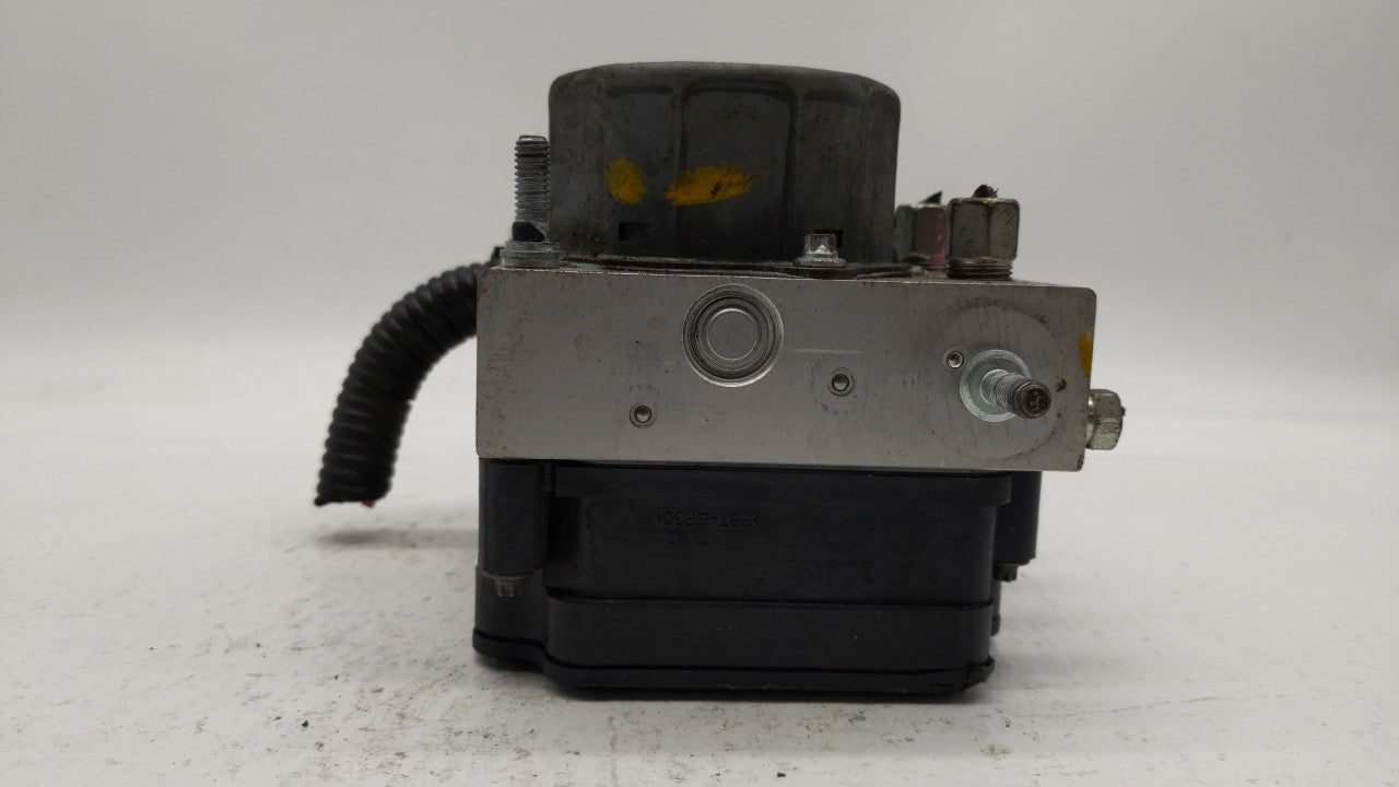 2013 Nissan Versa ABS Pump Control Module Replacement P/N:47660 9KA0A 476609KA0A, 47660 9KAOA, 476609KAOA Fits OEM Used Auto