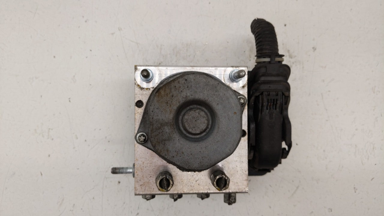 2015-2019 Nissan Versa ABS Pump Control Module Replacement P/N:47660 9KS0A 47660 9KL0A Fits Fits 2015 2016 2017 2018 2019 OE