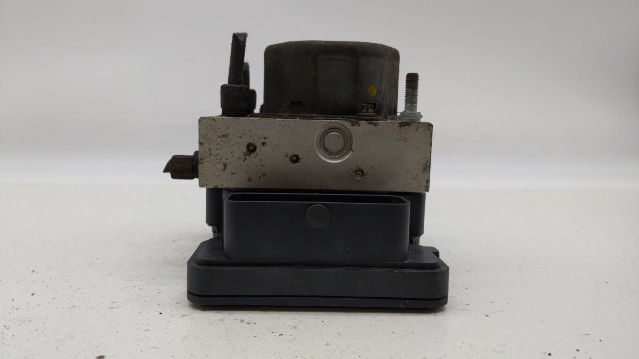 2015-2019 Nissan Versa ABS Pump Control Module Replacement P/N:47660 9KS0A 47660 9KL0A Fits Fits 2015 2016 2017 2018 2019 OE