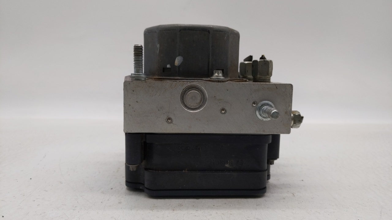 2015-2019 Nissan Versa ABS Pump Control Module Replacement P/N:47660 9KS0A 47660 9KL0A Fits Fits 2015 2016 2017 2018 2019 OE