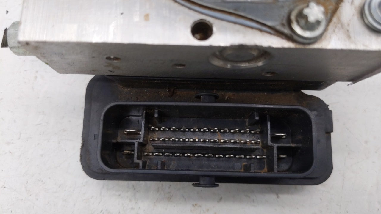 2015-2019 Nissan Versa ABS Pump Control Module Replacement P/N:47660 9KS0A 47660 9KL0A Fits Fits 2015 2016 2017 2018 2019 OE