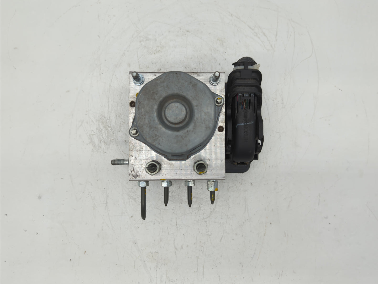 2015-2019 Nissan Versa ABS Pump Control Module Replacement P/N:47660 9KS0A 47660 9KL0A Fits Fits 2015 2016 2017 2018 2019 OE