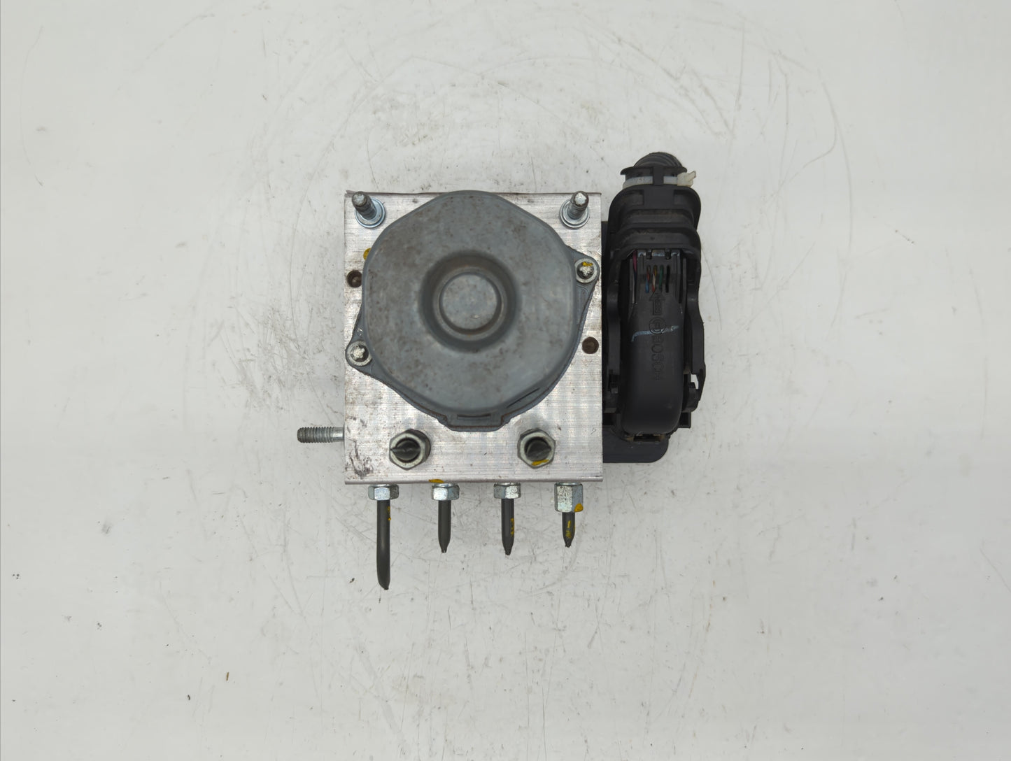 2015-2019 Nissan Versa ABS Pump Control Module Replacement P/N:47660 9KS0A 47660 9KL0A Fits Fits 2015 2016 2017 2018 2019 OE