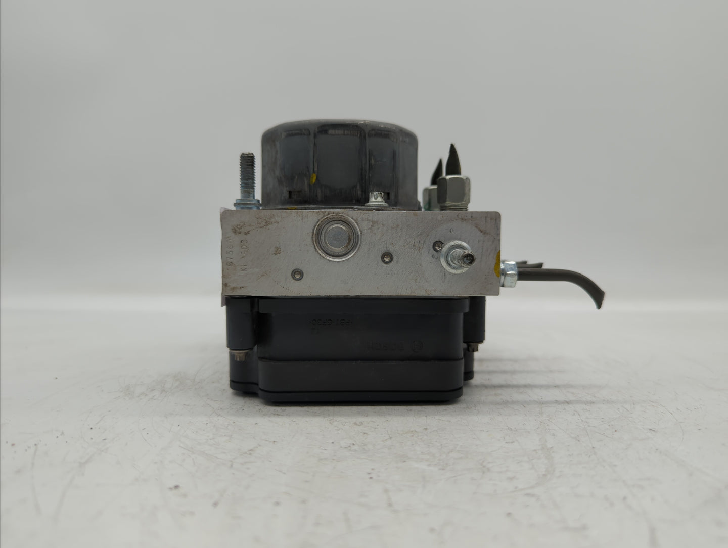 2015-2019 Nissan Versa ABS Pump Control Module Replacement P/N:47660 9KS0A 47660 9KL0A Fits Fits 2015 2016 2017 2018 2019 OE