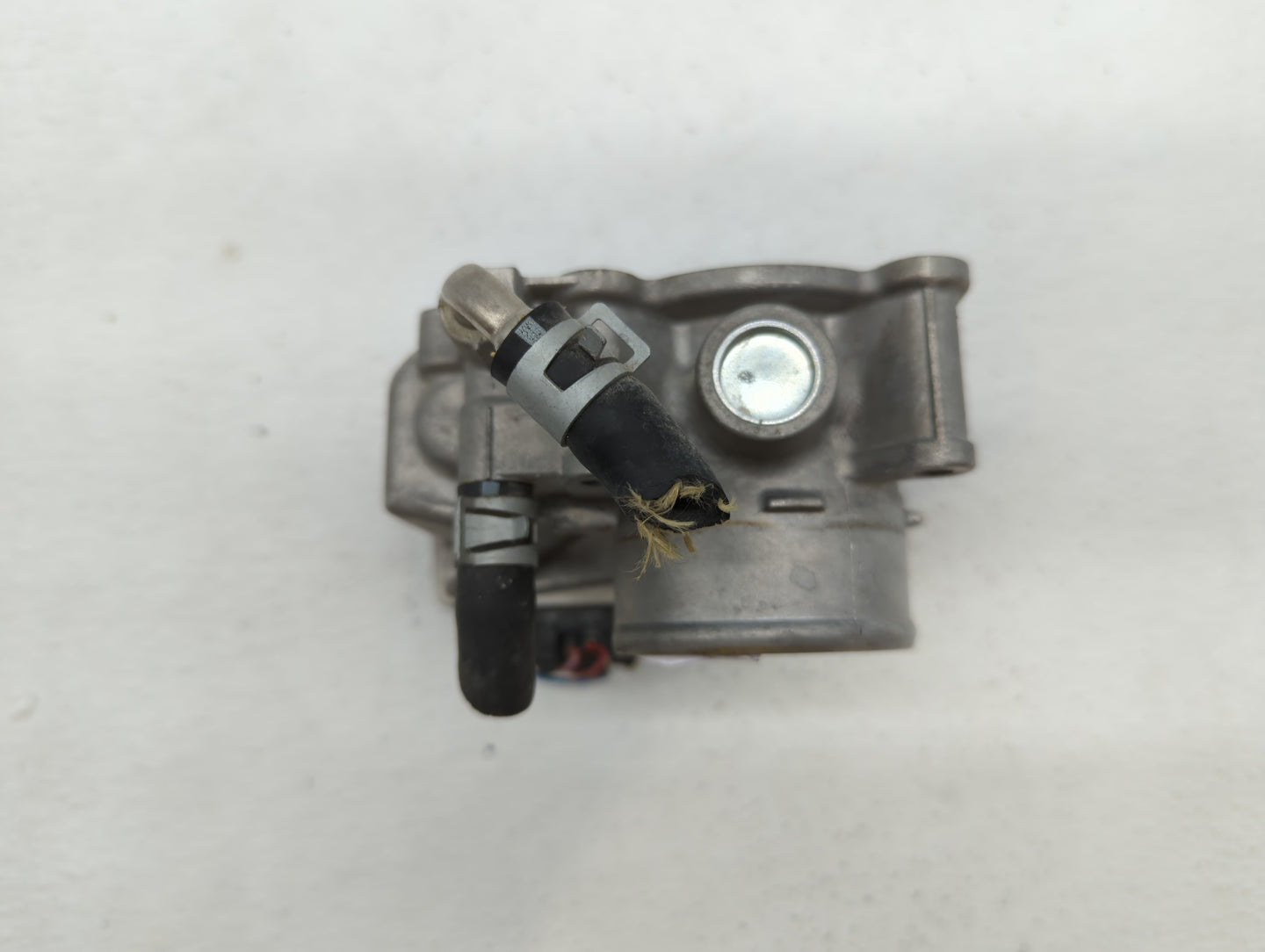 2012-2019 Nissan Versa Throttle Body P/N:3AA50-02 B 3AA50-02 C, 3AA50-02 F Fits Fits 2012 2013 2014 2015 2016 2017 2018 2019
