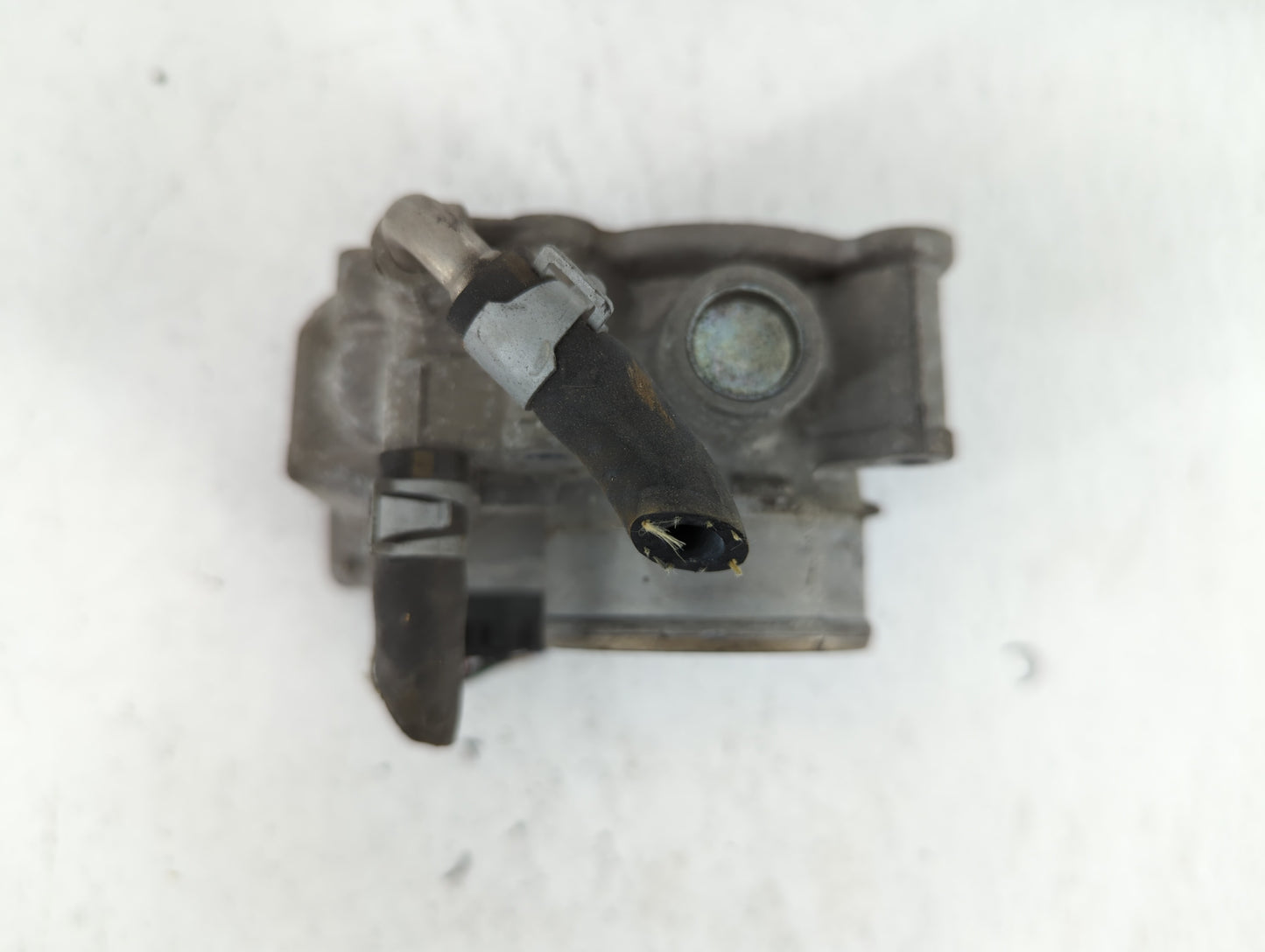 2012-2019 Nissan Versa Throttle Body P/N:3AA50-02 B 3AA50-02 C, 3AA50-02 F Fits Fits 2012 2013 2014 2015 2016 2017 2018 2019