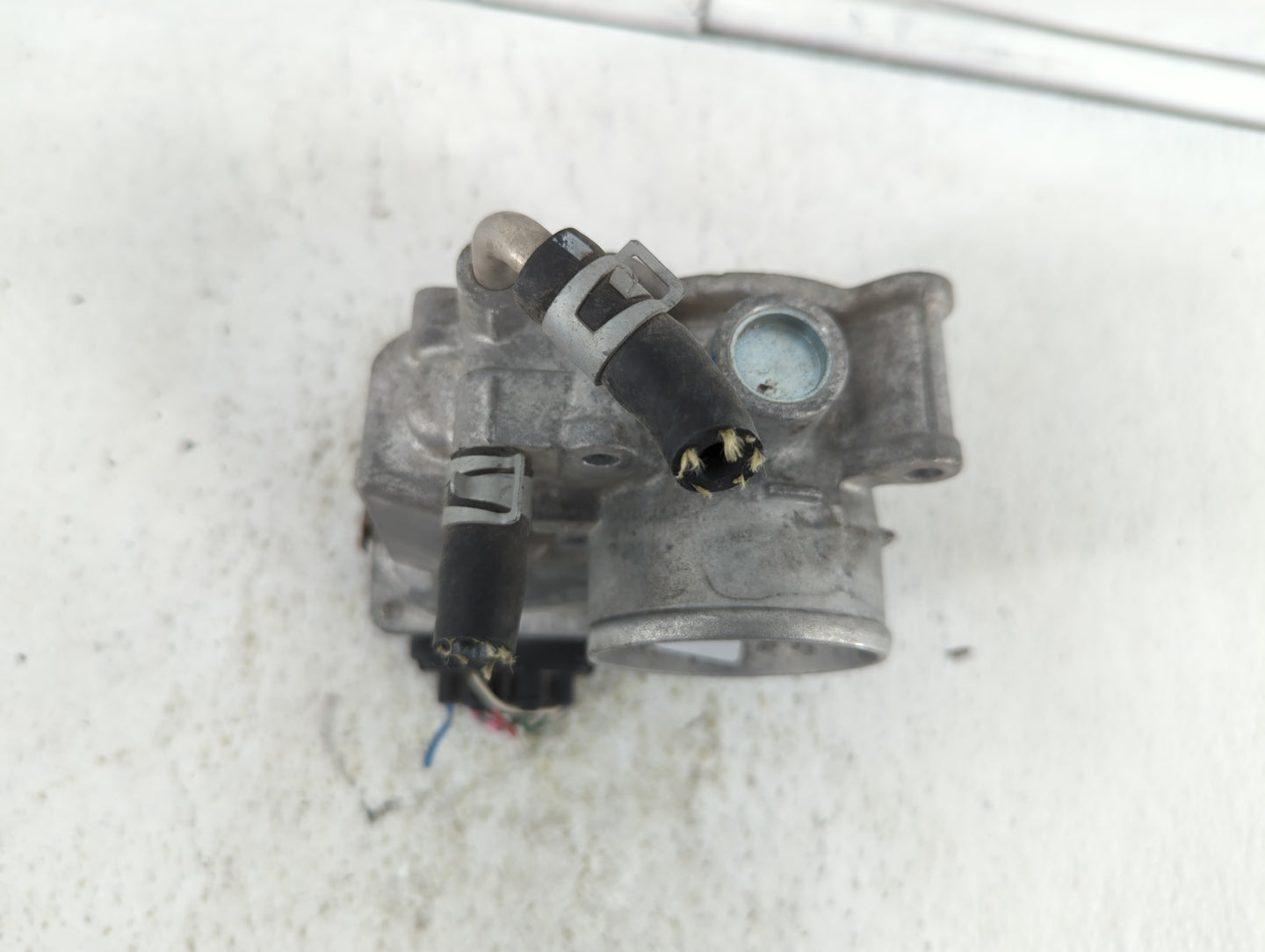 2012-2019 Nissan Versa Throttle Body P/N:3AA50-02 H Fits Fits 2012 2013 2014 2015 2016 2017 2018 2019 OEM Used Auto Parts - 