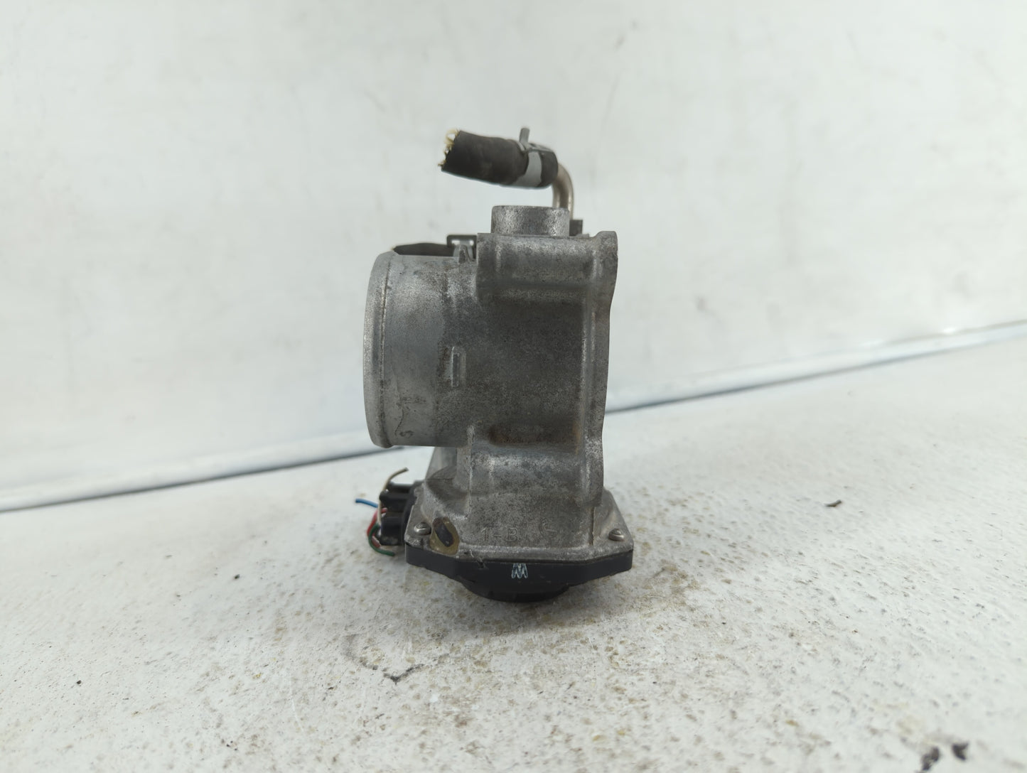 2012-2019 Nissan Versa Throttle Body P/N:3AA50-02 H Fits Fits 2012 2013 2014 2015 2016 2017 2018 2019 OEM Used Auto Parts - 