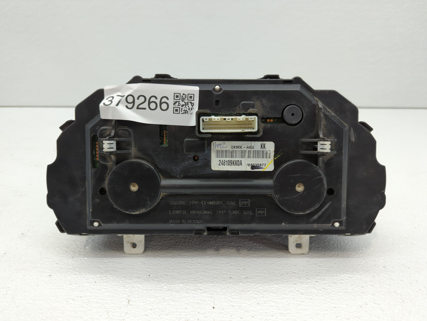 2015-2018 Nissan Versa Instrument Cluster Speedometer Gauges P/N:248109KK0A Fits Fits 2015 2016 2017 2018 OEM Used Auto Part
