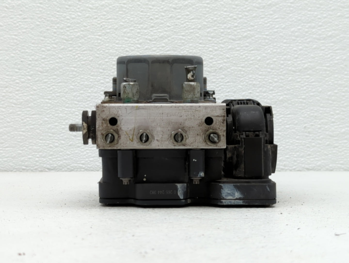 2015-2019 Nissan Versa ABS Pump Control Module Replacement P/N:47660 9KL0A 133800-4540 Fits Fits 2015 2016 2017 2018 2019 OE