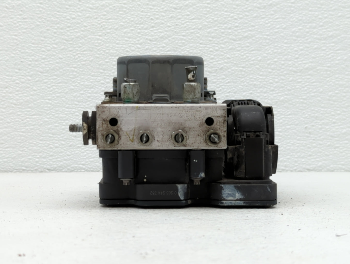 2015-2019 Nissan Versa ABS Pump Control Module Replacement P/N:47660 9KL0A 133800-4540 Fits Fits 2015 2016 2017 2018 2019 OE