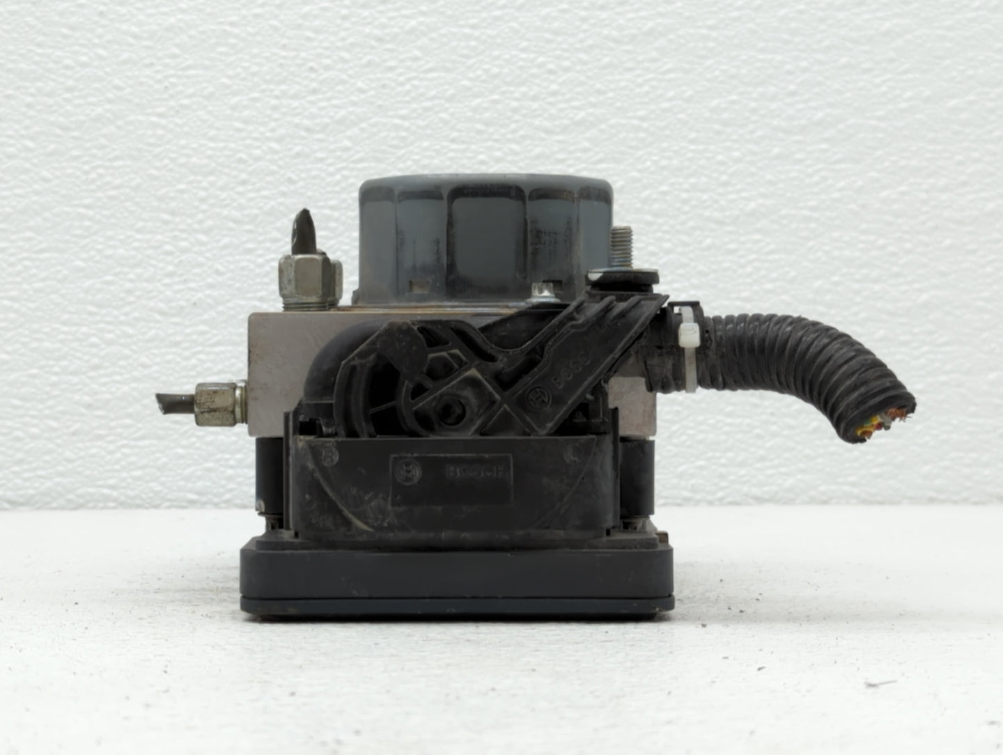 2015-2019 Nissan Versa ABS Pump Control Module Replacement P/N:47660 9KL0A 133800-4540 Fits Fits 2015 2016 2017 2018 2019 OE