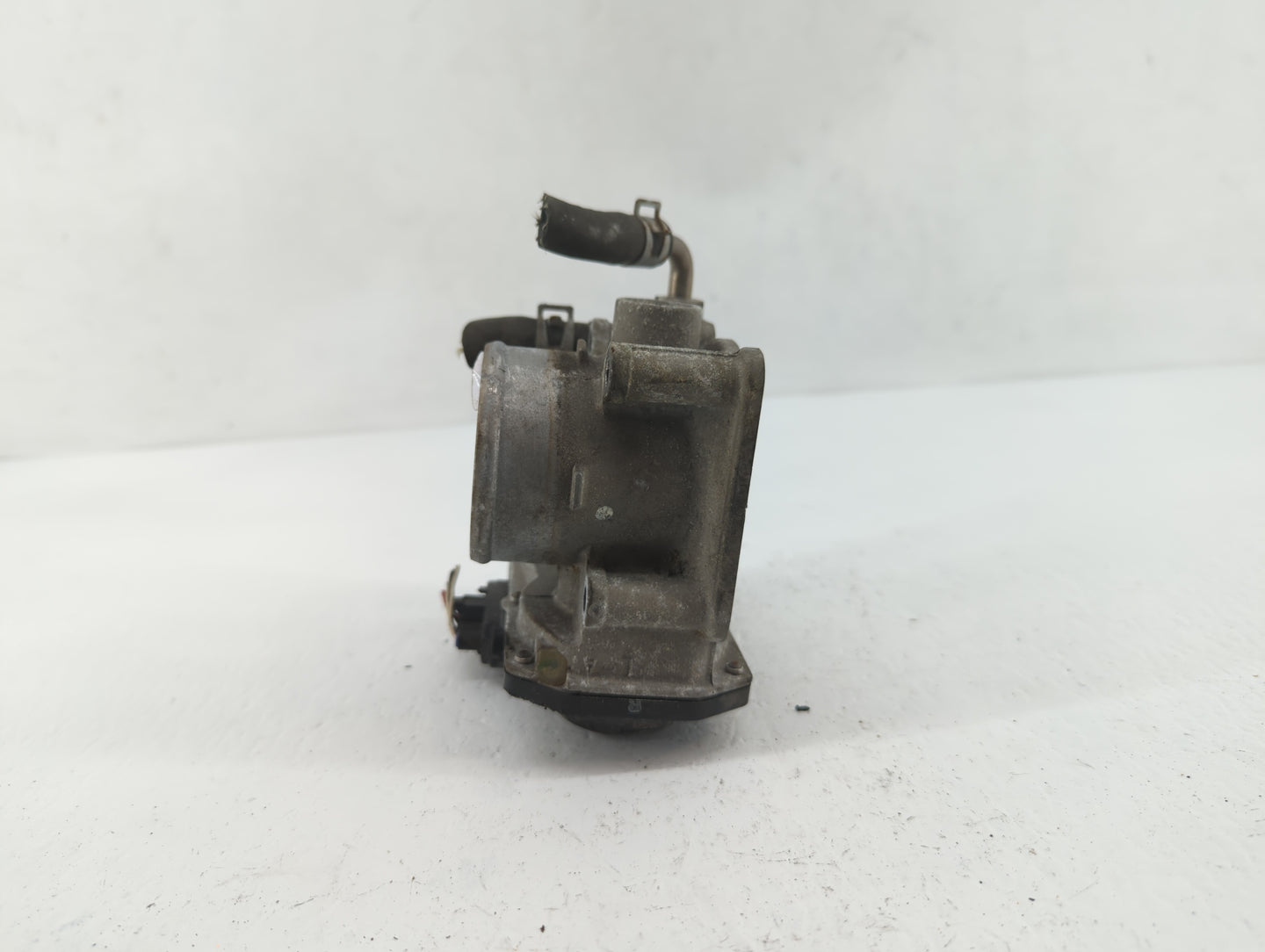 2012-2019 Nissan Versa Throttle Body P/N:3AA50-02 G 3AA50-02 B, 3AA50-02 C Fits Fits 2012 2013 2014 2015 2016 2017 2018 2019