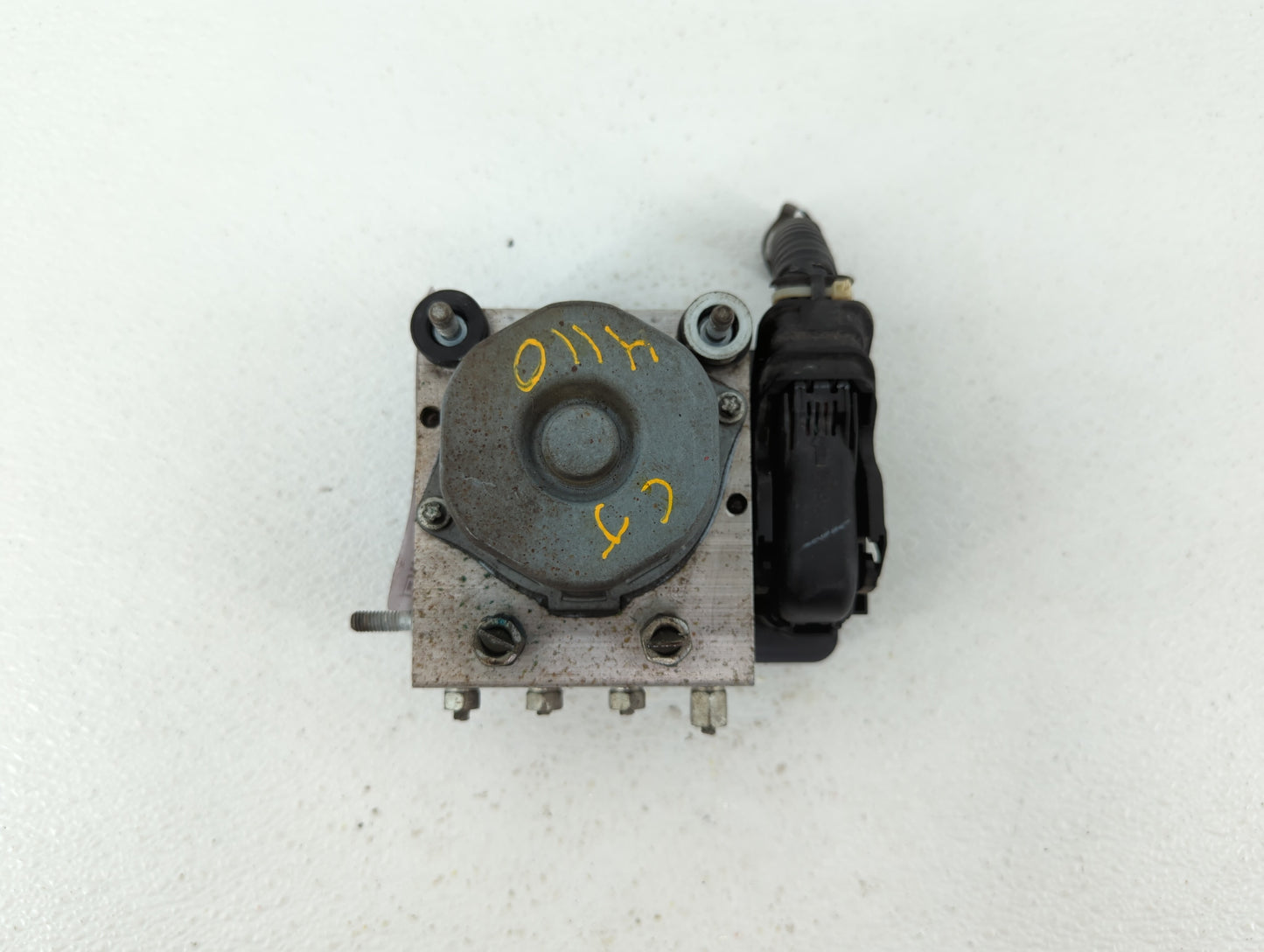 2015-2019 Nissan Versa ABS Pump Control Module Replacement P/N:47660 9KL0A 47660 9KS0A Fits Fits 2015 2016 2017 2018 2019 OE