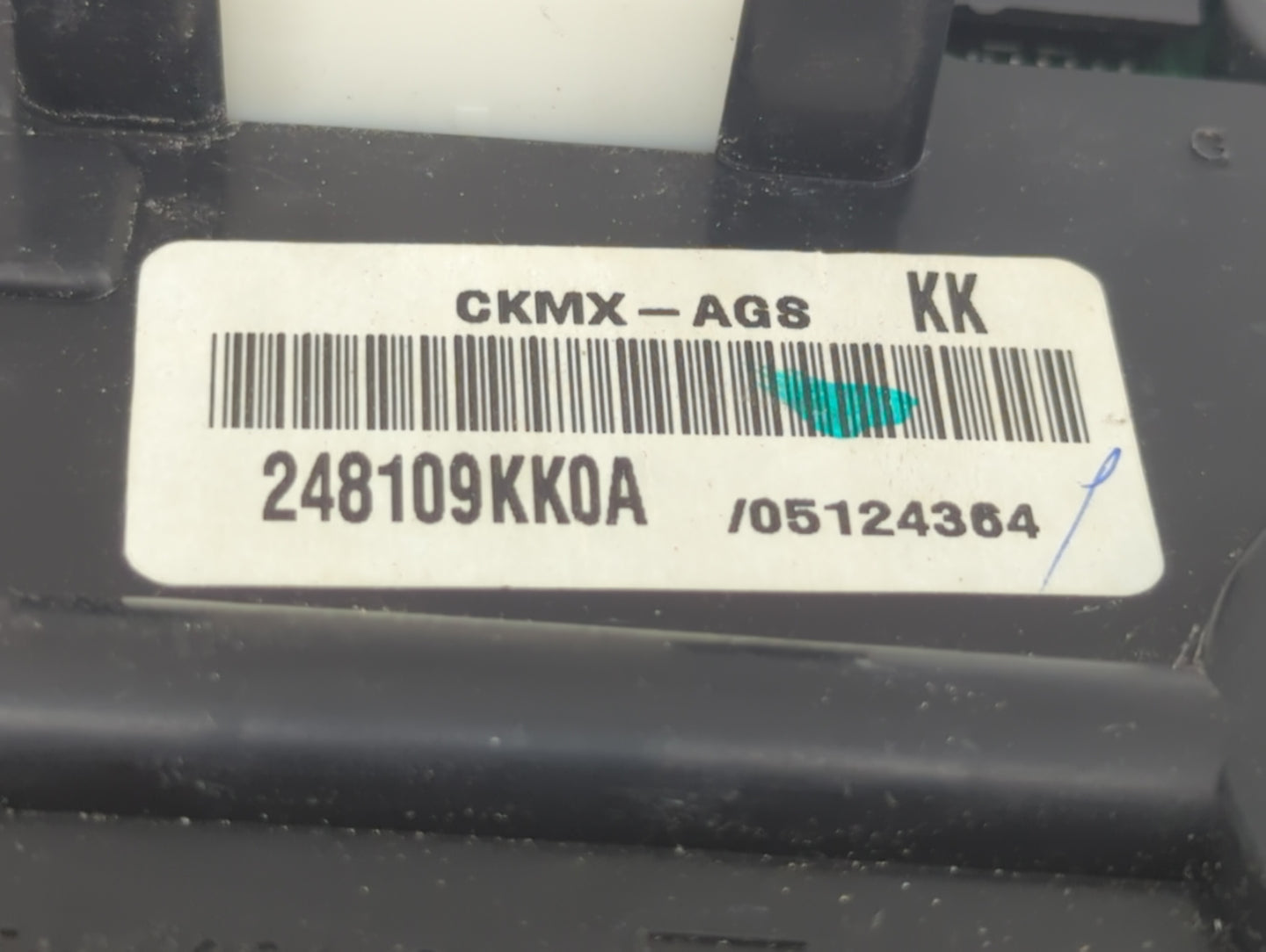2015-2018 Nissan Versa Instrument Cluster Speedometer Gauges P/N:248109KK0A Fits Fits 2015 2016 2017 2018 OEM Used Auto Part