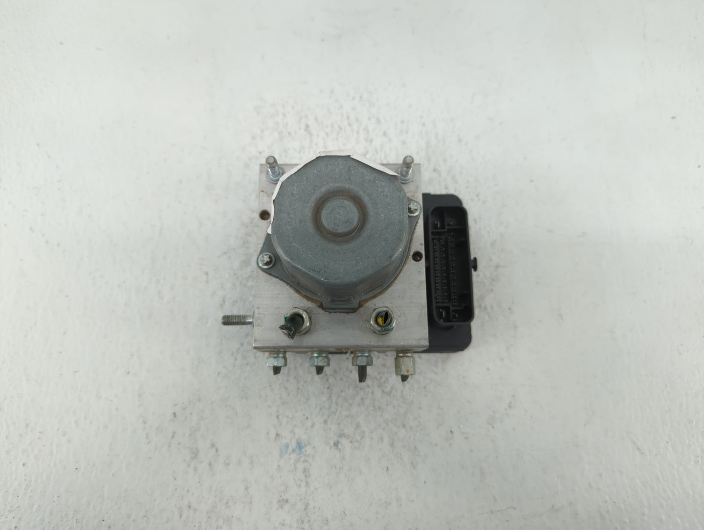 2015-2019 Nissan Versa ABS Pump Control Module Replacement P/N:47660 9KL0A 47660 9KS0A Fits Fits 2015 2016 2017 2018 2019 OE