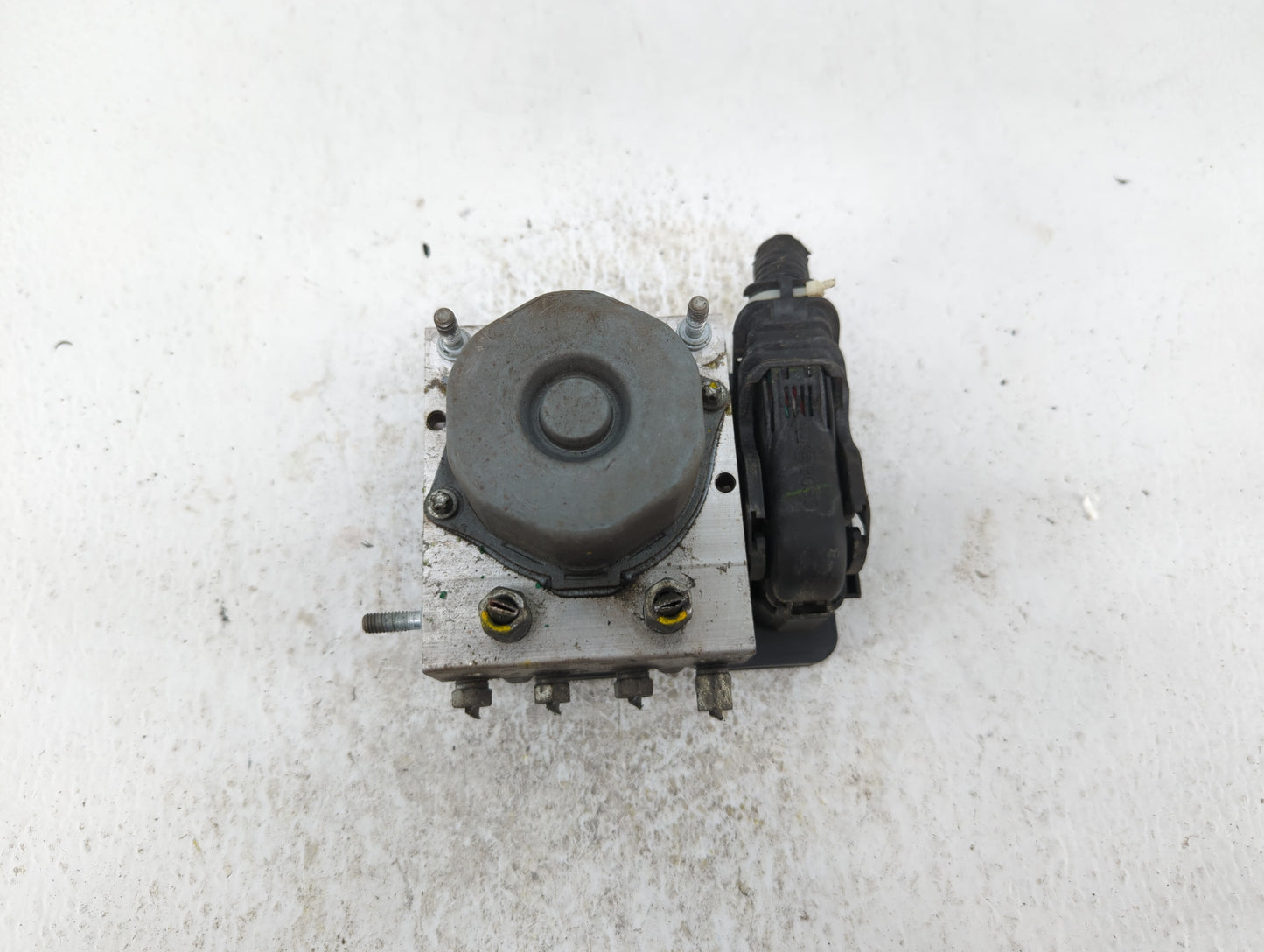 2015-2019 Nissan Versa ABS Pump Control Module Replacement P/N:47660 9KL0A 47660 9KS0A Fits Fits 2015 2016 2017 2018 2019 OE