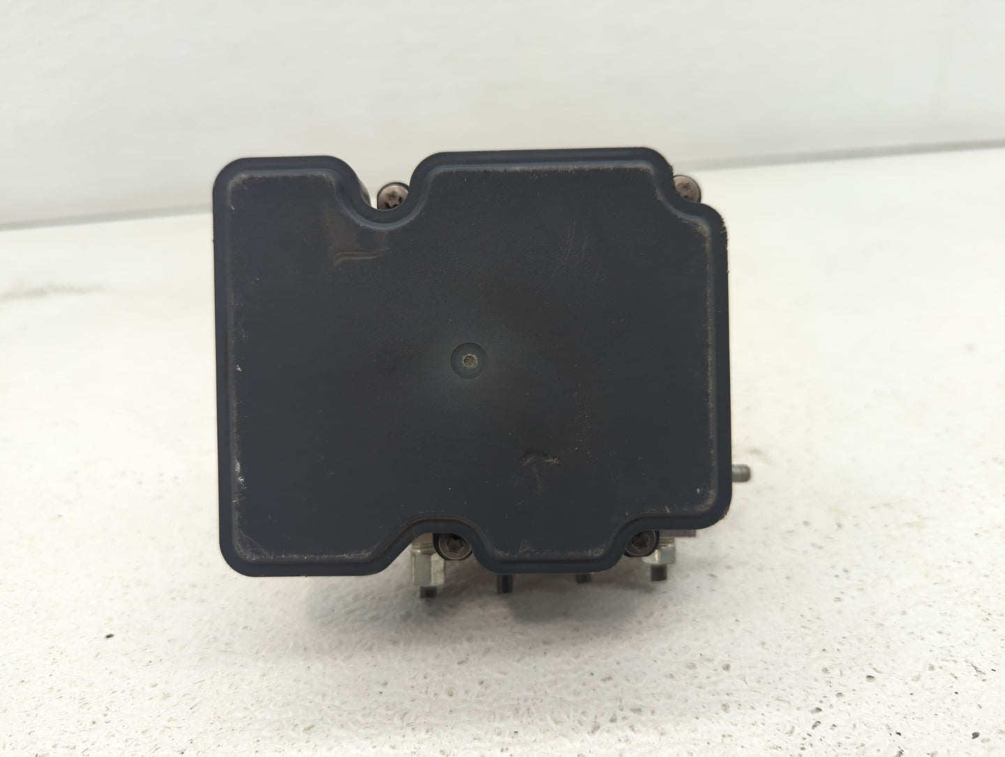 2015-2019 Nissan Versa ABS Pump Control Module Replacement P/N:47660 9KL0A 47660 9KS0A Fits Fits 2015 2016 2017 2018 2019 OE