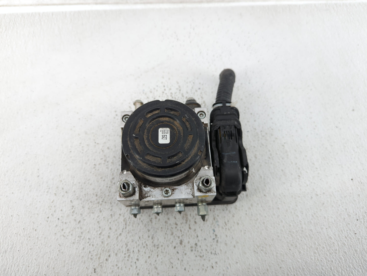 2014-2019 Nissan Versa ABS Pump Control Module Replacement P/N:47660 3WC0B Fits Fits 2014 2015 2016 2017 2018 2019 OEM Used 
