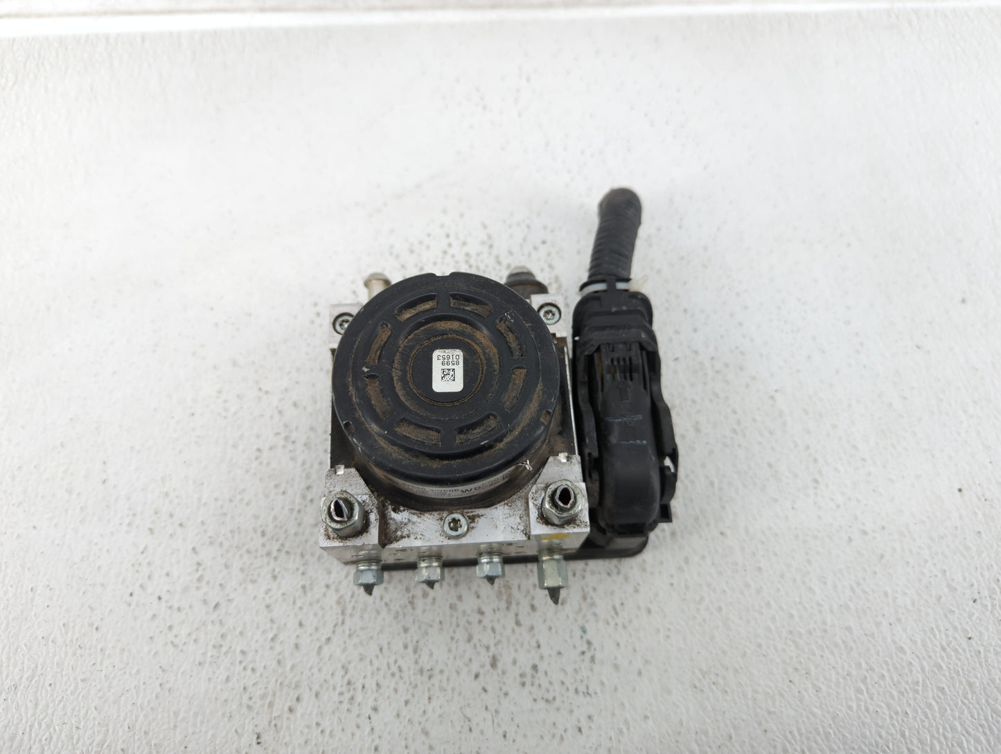 2014-2019 Nissan Versa ABS Pump Control Module Replacement P/N:47660 3WC0B Fits Fits 2014 2015 2016 2017 2018 2019 OEM Used 